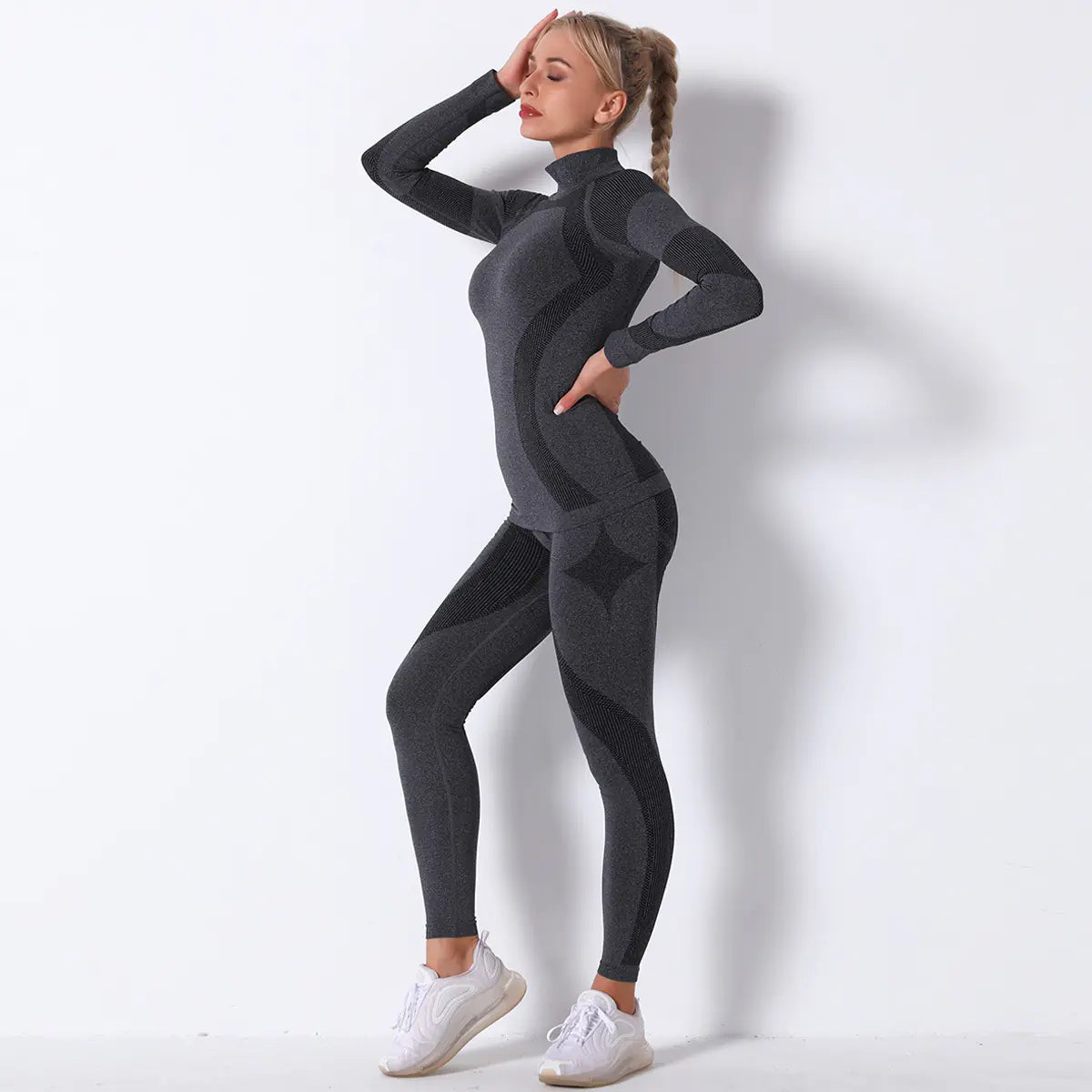 Seamless Knitted Striped Long Sleeve Yoga Set
